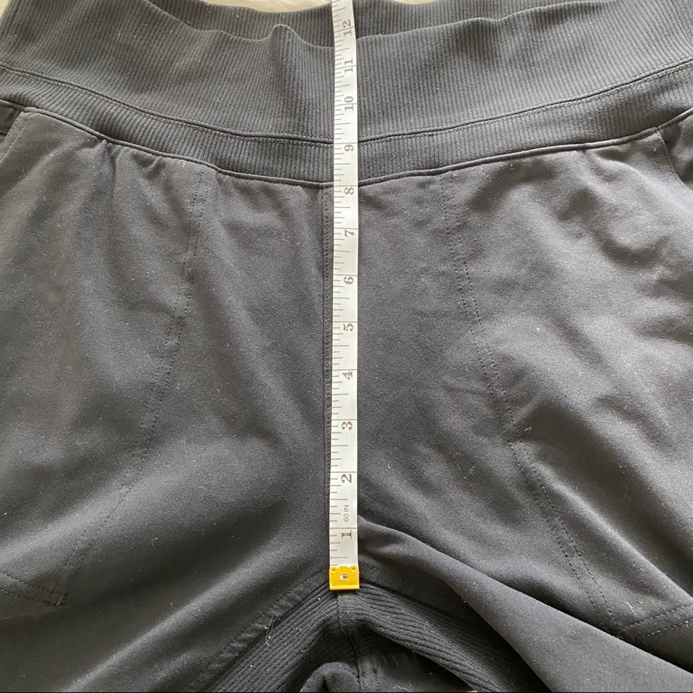 Athleta Venice Jogger Zip Pocket Black EUC Size LT - Picture 10 of 11